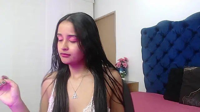 Snapshot of Lili666_ chatting on 12/04/25, 03:16 Lili666 online show from 12/04/25, 03:16