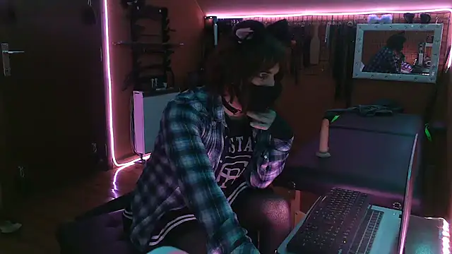 Ginny-the-bdsm-nympho online show from 02/12/26, 05:52