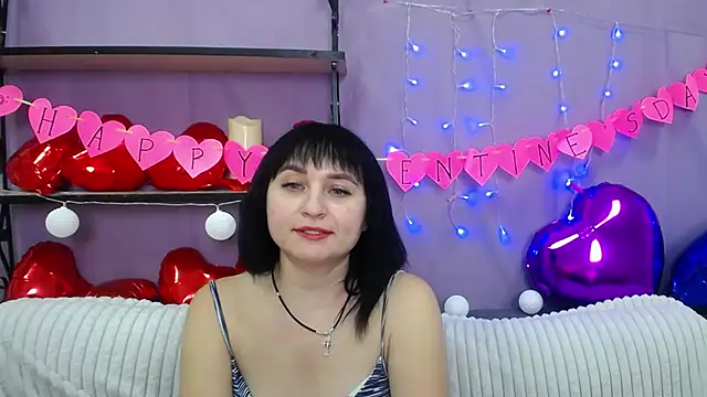 NinaFlawlees online show from 02/02/25, 01:34