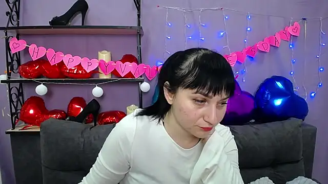 NinaFlawlees online show from 02/05/25, 11:28