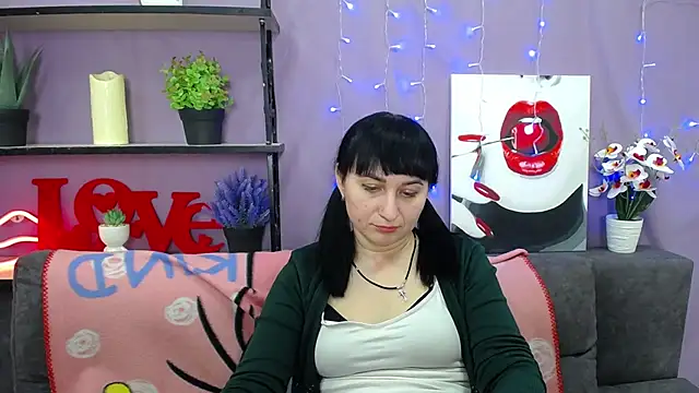 NinaFlawlees online show from 03/14/25, 02:31