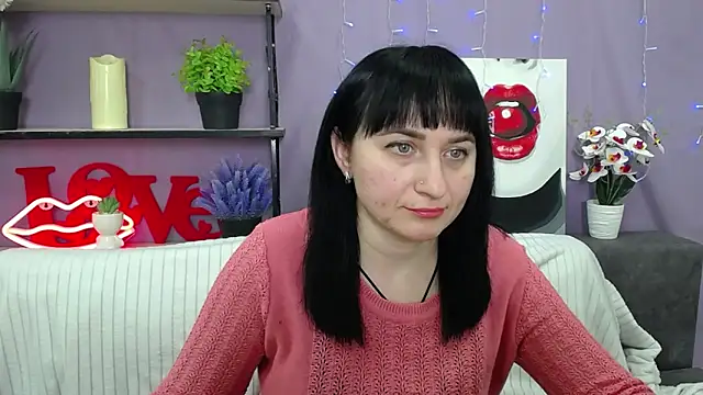 NinaFlawlees online show from 03/19/25, 07:06