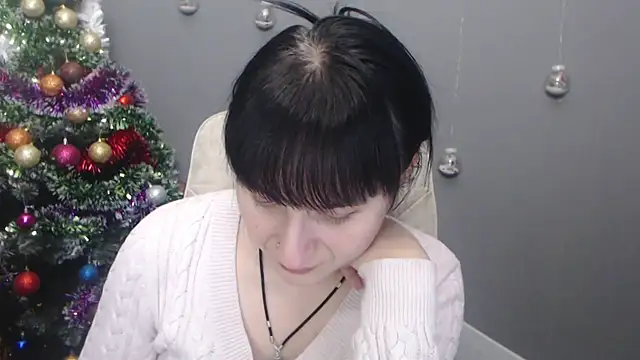 NinaFlawlees online show from 12/19/25, 01:07