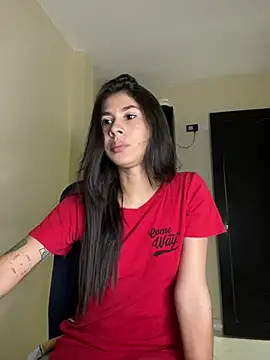 Snapshot of alia_bashar chatting on 01/31/25, 03:30 alia bashar online show from 01/31/25, 03:30