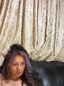 Snapshot of Hathorlove chatting on 01/20/25, 02:01 Hathorlove online show from 01/20/25, 02:01