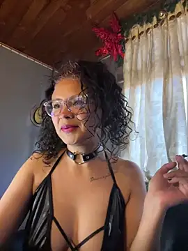 Snapshot of Hathorlove chatting on 01/23/25, 10:01 Hathorlove online show from 01/23/25, 10:01