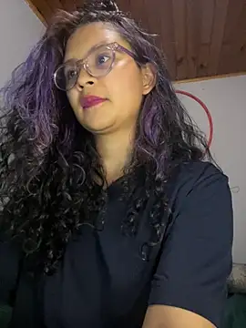 Snapshot of Hathorlove chatting on 03/07/25, 04:57 Hathorlove online show from 03/07/25, 04:57