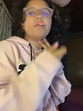 Snapshot of Hathorlove chatting on 09/23/25, 06:27 Hathorlove online show from 09/23/25, 06:27