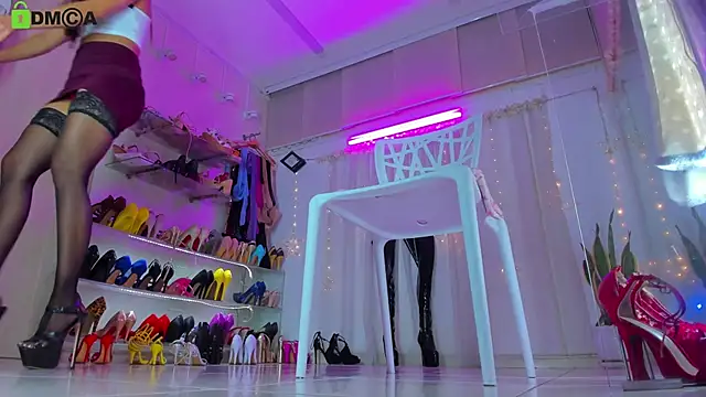 Snapshot of kendrarioss chatting on 09/10/25, 08:09 kendrarioss online show from 09/10/25, 08:09