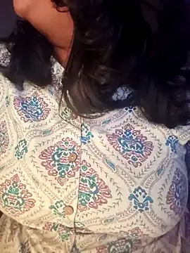 Snapshot of sassy_horny chatting on 02/02/25, 08:08 sassy horny online show from 02/02/25, 08:08