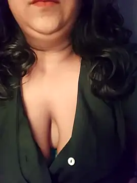 Snapshot of sassy_horny chatting on 03/08/25, 02:12 sassy horny online show from 03/08/25, 02:12