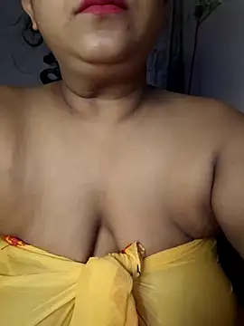 Snapshot of sassy_horny chatting on 09/21/25, 01:07 sassy horny online show from 09/21/25, 01:07