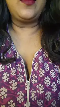 Snapshot of sassy_horny chatting on 09/24/25, 11:19 sassy horny online show from 09/24/25, 11:19