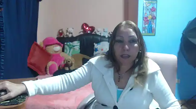 Snapshot of milfeddy_ chatting on 02/19/25, 12:25 milfeddy online show from 02/19/25, 12:25