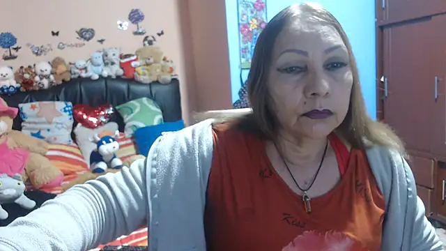 Snapshot of milfeddy_ chatting on 03/11/25, 09:04 milfeddy online show from 03/11/25, 09:04