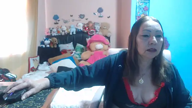 Snapshot of milfeddy_ chatting on 09/25/25, 12:42 milfeddy online show from 09/25/25, 12:42