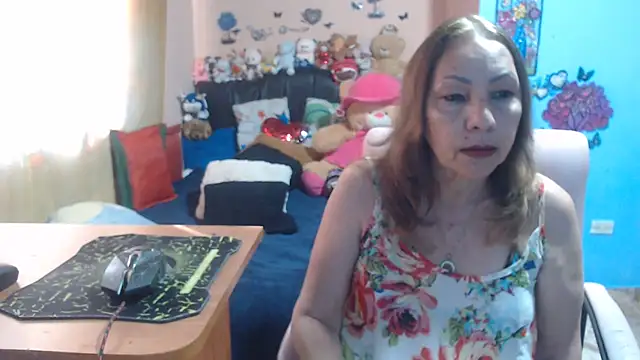 Snapshot of milfeddy_ chatting on 10/09/25, 12:58 milfeddy online show from 10/09/25, 12:58