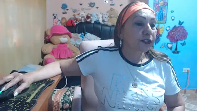 Snapshot of milfeddy_ chatting on 04/30/26, 09:19 milfeddy online show from 04/30/26, 09:19