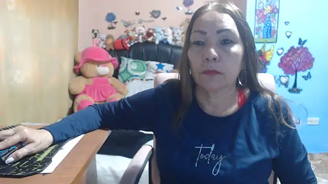 Snapshot of milfeddy_ chatting on 05/07/26, 12:21 milfeddy online show from 05/07/26, 12:21