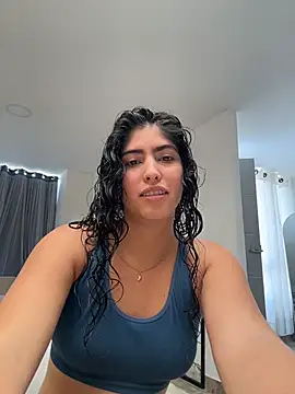 Snapshot of Gaby_zahir_ chatting on 11/05/25, 07:25 Gaby zahir online show from 11/05/25, 07:25