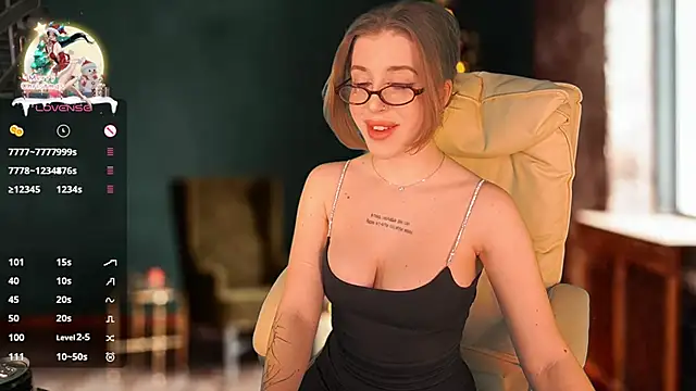 Snapshot of PenellopaRaw chatting on 01/08/25, 03:39 PenellopaRaw online show from 01/08/25, 03:39