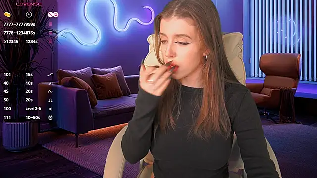 Snapshot of PenellopaRaw chatting on 01/29/25, 05:35 PenellopaRaw online show from 01/29/25, 05:35