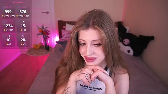 Snapshot of PenellopaRaw chatting on 11/28/25, 08:00 PenellopaRaw online show from 11/28/25, 08:00