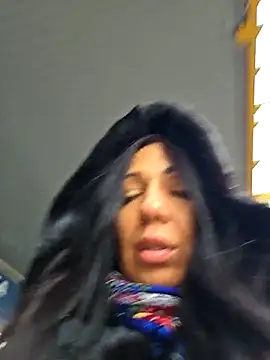 LeticiaWoods online show from 11/21/25, 11:20