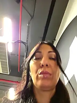 LeticiaWoods online show from 12/19/25, 06:09