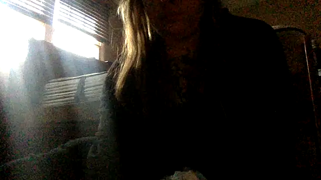 alexabunni online show from 12/05/25, 05:09