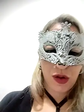 Snapshot of Copazzasoft chatting on 11/28/25, 10:18 Copazzasoft online show from 11/28/25, 10:18