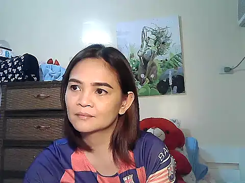 Kisses-13 online show from 04/14/26, 01:39