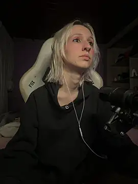 bunnydark00 online show from 05/30/26, 02:41