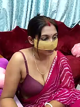 Queen Dolly online show from 01/30/25, 06:10