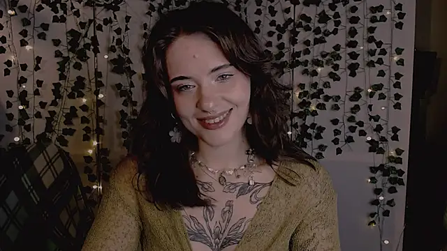 risha laas online show from 11/15/25, 08:16