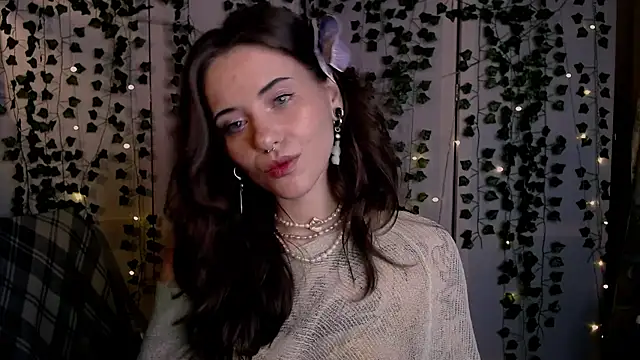 Snapshot of risha_laas chatting on 06/25/26, 08:02 risha laas online show from 06/25/26, 08:02