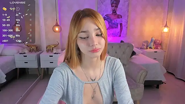 Snapshot of LITTLE-VIVI chatting on 01/06/25, 03:42 LITTLE-VIVI online show from 01/06/25, 03:42