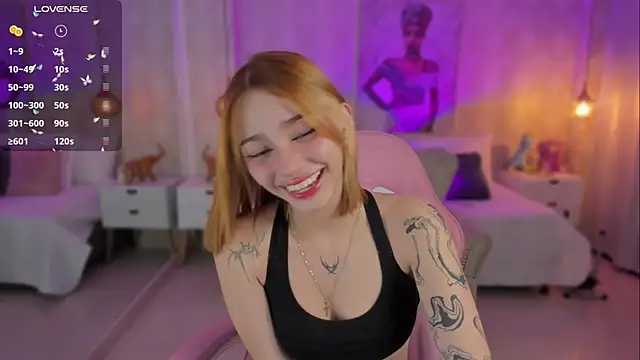 Snapshot of LITTLE-VIVI chatting on 01/24/25, 04:05 LITTLE-VIVI online show from 01/24/25, 04:05