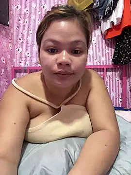 Snapshot of shaira4u chatting on 07/10/26, 01:21 shaira4u online show from 07/10/26, 01:21