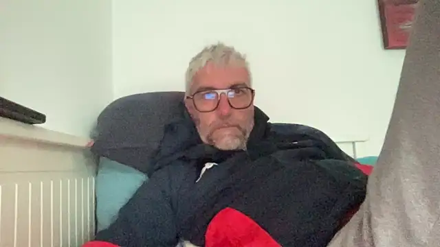 Snapshot of PriapoAfrodite2 chatting on 11/01/25, 01:57 PriapoAfrodite2 online show from 11/01/25, 01:57