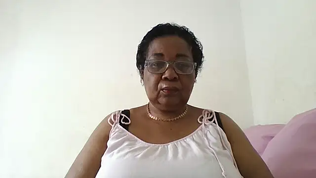 Snapshot of KinkyRicoSaisyours chatting on 04/17/26, 06:49 KinkyRicoSaisyours online show from 04/17/26, 06:49