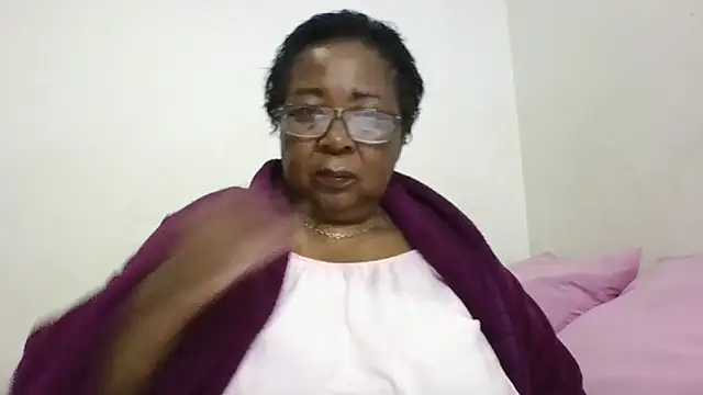 Snapshot of KinkyRicoSaisyours chatting on 04/17/26, 07:06 KinkyRicoSaisyours online show from 04/17/26, 07:06