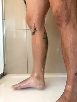 Snapshot of angelus112 chatting on 09/24/25, 10:07 angelus112 online show from 09/24/25, 10:07