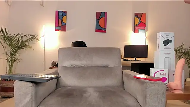 TatoKat online show from 02/18/25, 04:04