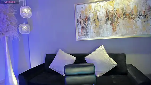 Snapshot of EveBensonX chatting on 02/12/25, 12:33 EveBensonX online show from 02/12/25, 12:33