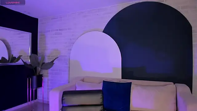 EveBensonX online show from 03/25/26, 07:20