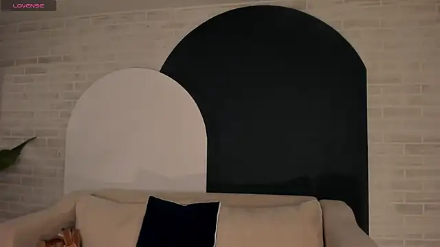 EveBensonX online show from 03/27/26, 07:24