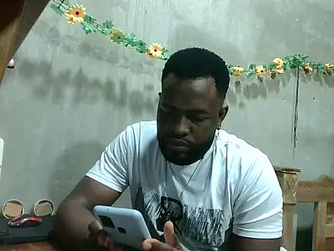 2ocmaxi online show from 09/08/25, 11:59