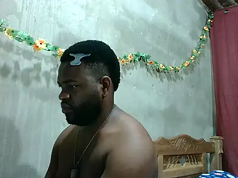 2ocmaxi online show from 09/24/25, 03:48