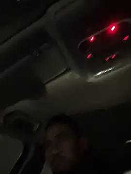 Snapshot of bigbrown- chatting on 12/18/24, 05:10 bigbrown- online show from 12/18/24, 05:10